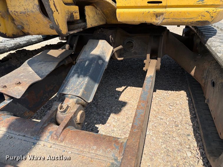 image for item FT6673 2008 Komatsu PC35MR-2 mini excavator