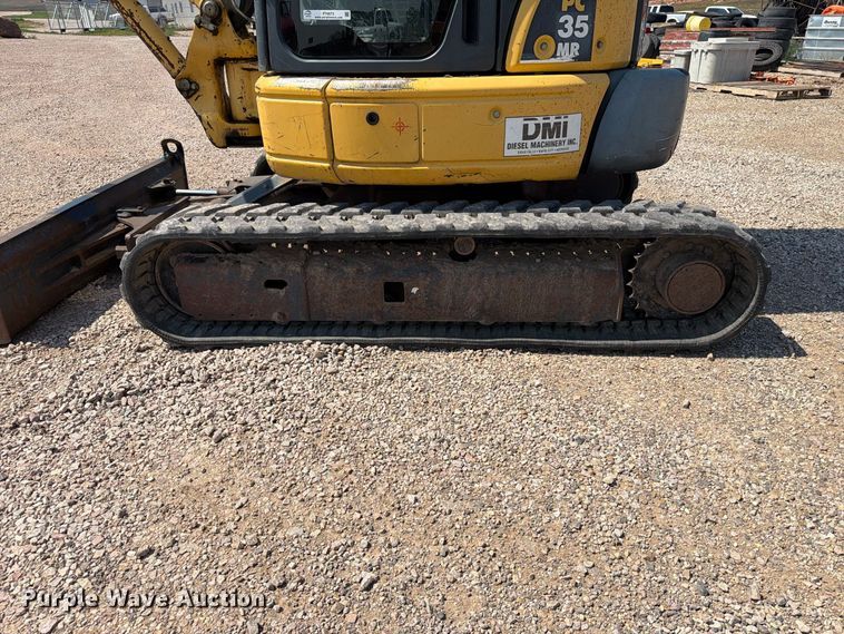 image for item FT6673 2008 Komatsu PC35MR-2 mini excavator