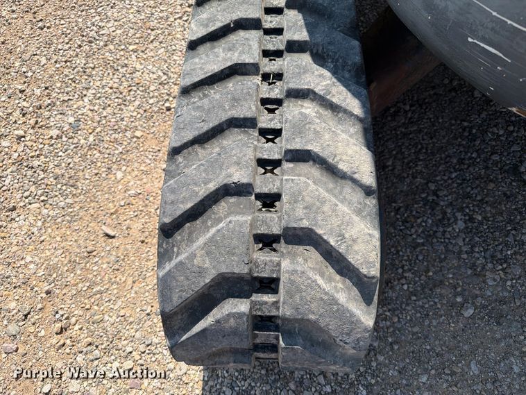 image for item FT6673 2008 Komatsu PC35MR-2 mini excavator