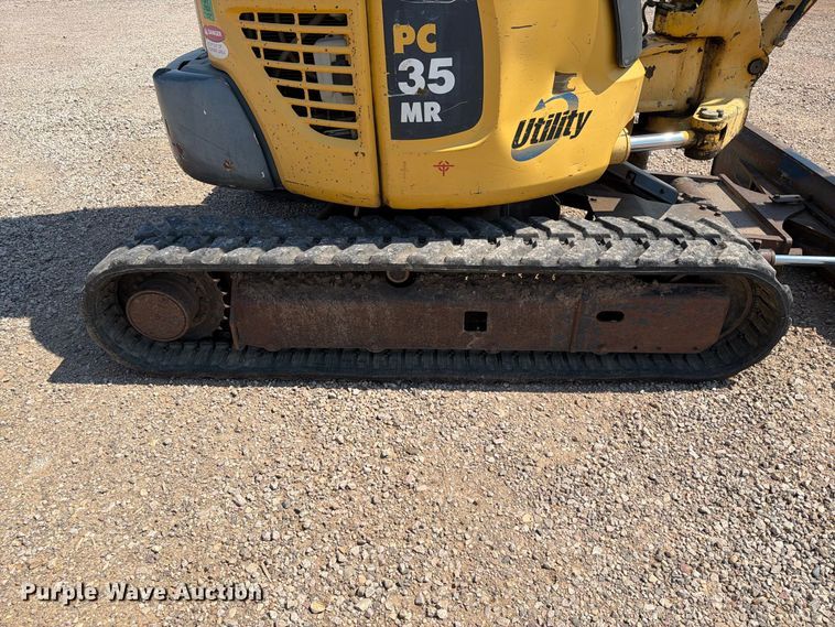 image for item FT6673 2008 Komatsu PC35MR-2 mini excavator
