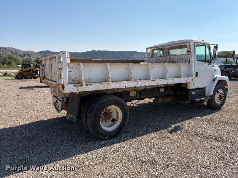 image for item FT6675 1993 Freightliner FL70 dump truck