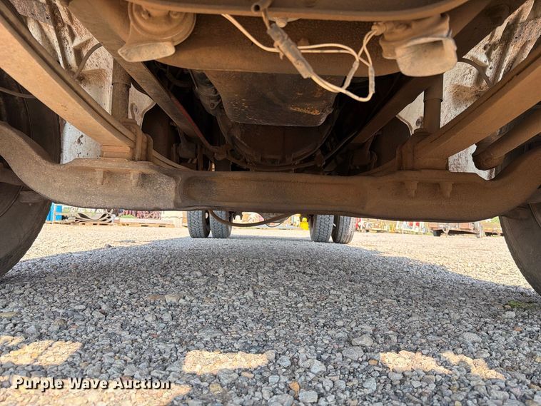 image for item FT6675 1993 Freightliner FL70 dump truck
