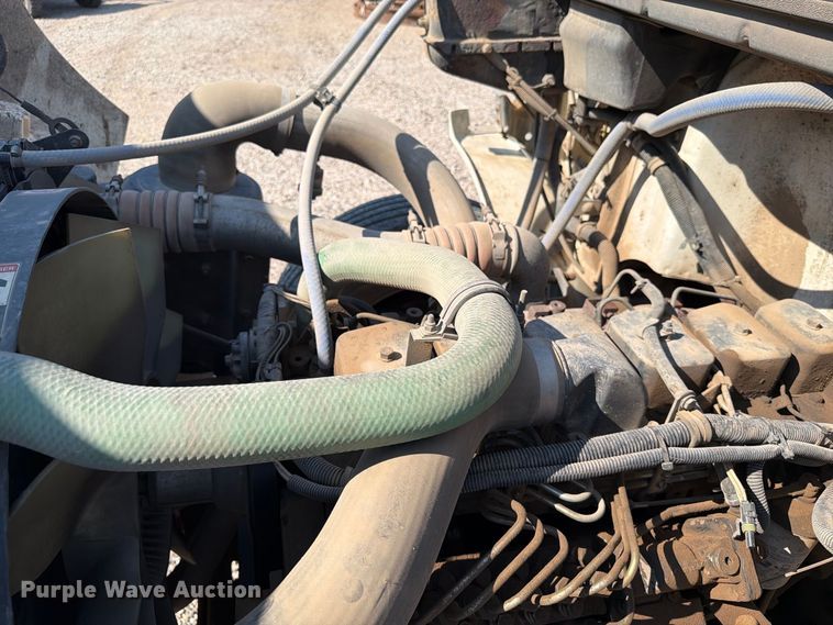 image for item FT6675 1993 Freightliner FL70 dump truck