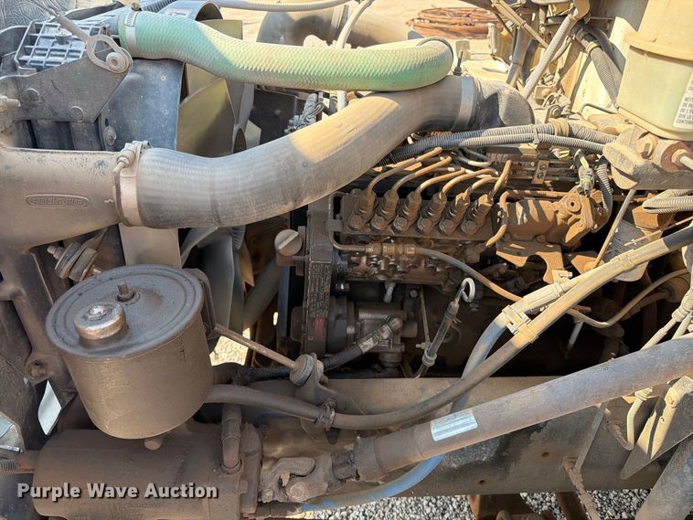 image for item FT6675 1993 Freightliner FL70 dump truck