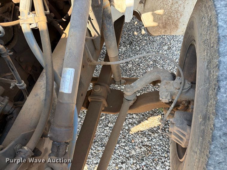 image for item FT6675 1993 Freightliner FL70 dump truck