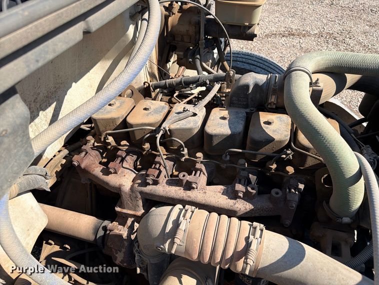 image for item FT6675 1993 Freightliner FL70 dump truck