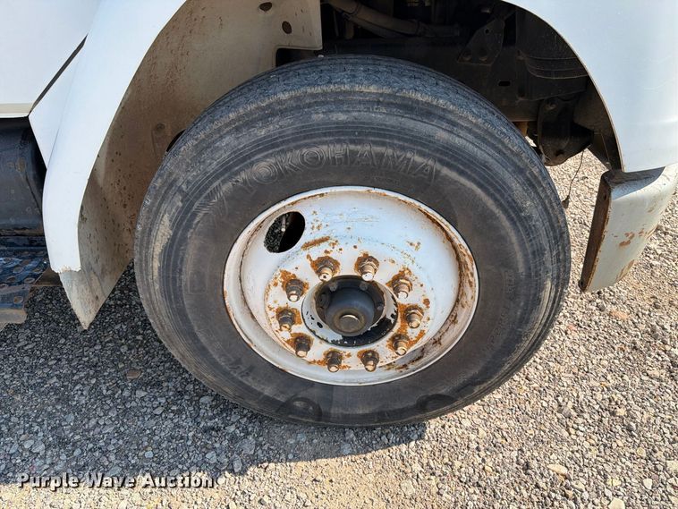 image for item FT6675 1993 Freightliner FL70 dump truck