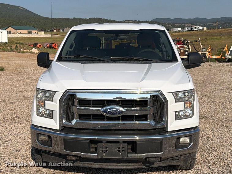 image for item FT6676 2017 Ford F150 Crew Cab pickup truck