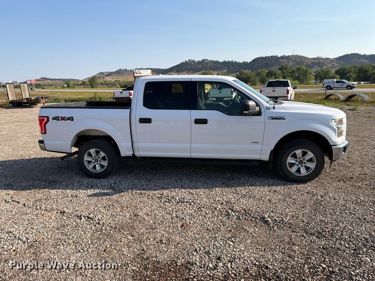 image for item FT6676 2017 Ford F150 Crew Cab pickup truck