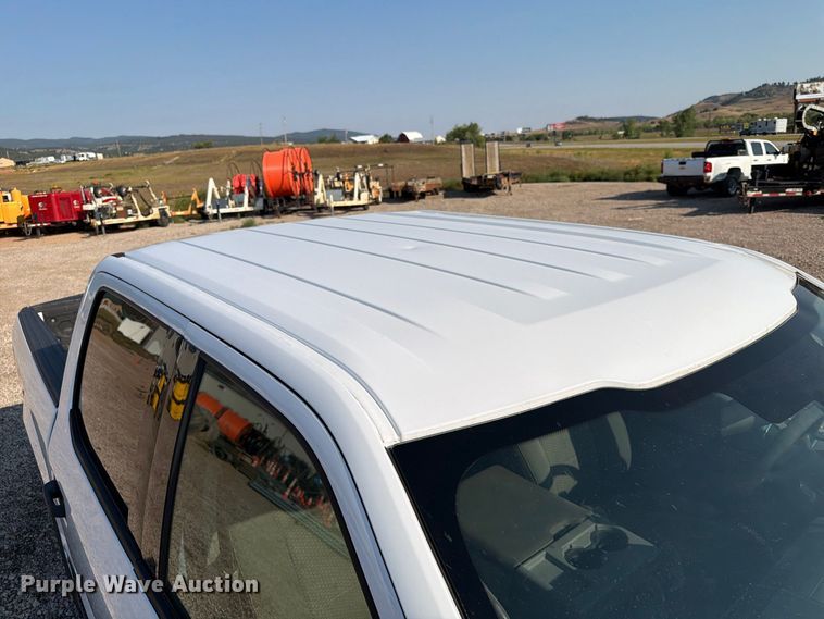 image for item FT6676 2017 Ford F150 Crew Cab pickup truck