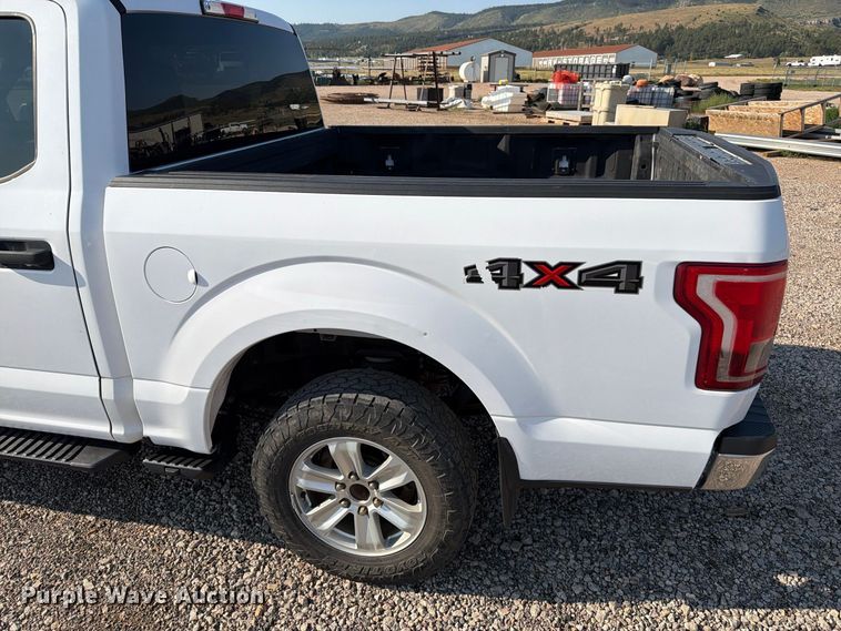 image for item FT6676 2017 Ford F150 Crew Cab pickup truck
