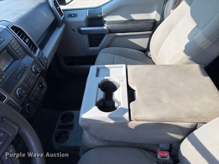 image for item FT6676 2017 Ford F150 Crew Cab pickup truck