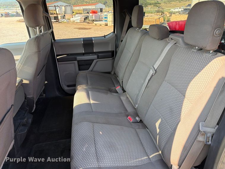 image for item FT6676 2017 Ford F150 Crew Cab pickup truck
