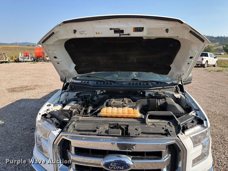 image for item FT6676 2017 Ford F150 Crew Cab pickup truck