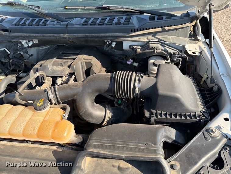 image for item FT6676 2017 Ford F150 Crew Cab pickup truck