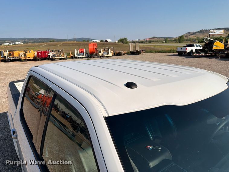 image for item FT6677 2016 Ford F150 Crew Cab pickup truck