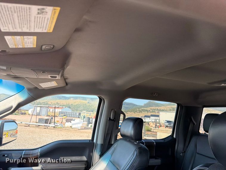 image for item FT6677 2016 Ford F150 Crew Cab pickup truck