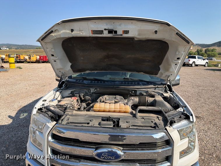 image for item FT6677 2016 Ford F150 Crew Cab pickup truck