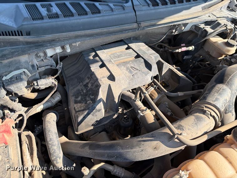 image for item FT6677 2016 Ford F150 Crew Cab pickup truck