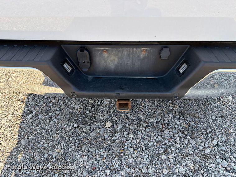 image for item FT6678 2017 Ford F150 Crew Cab pickup truck