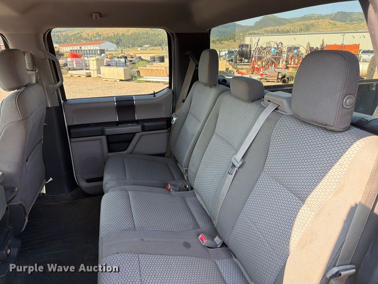 image for item FT6678 2017 Ford F150 Crew Cab pickup truck