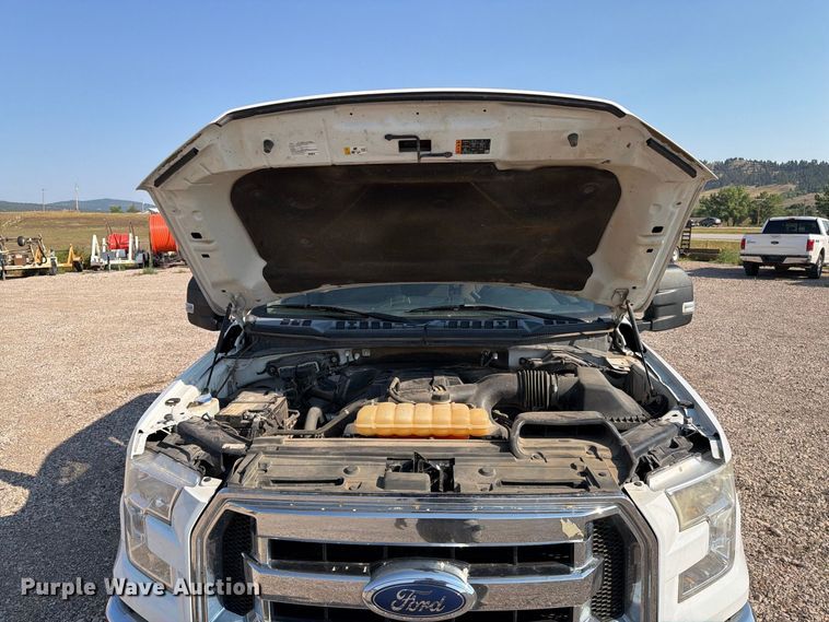 image for item FT6678 2017 Ford F150 Crew Cab pickup truck