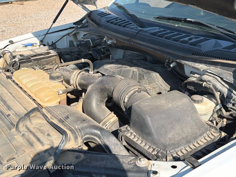 image for item FT6678 2017 Ford F150 Crew Cab pickup truck
