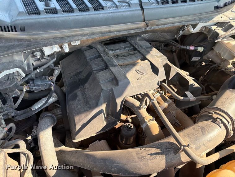 image for item FT6678 2017 Ford F150 Crew Cab pickup truck