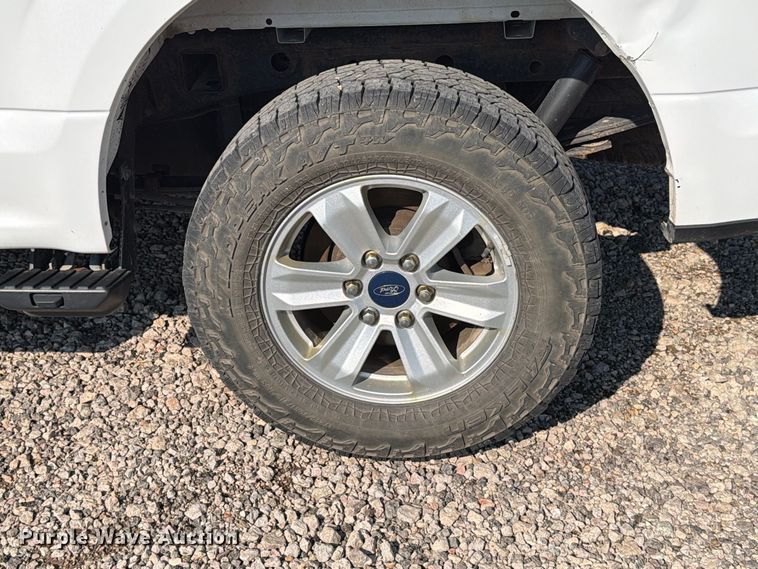 image for item FT6678 2017 Ford F150 Crew Cab pickup truck
