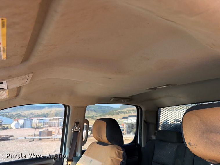 image for item FT6681 2013 Chevrolet Silverado 3500HD Crew Cab pickup truck