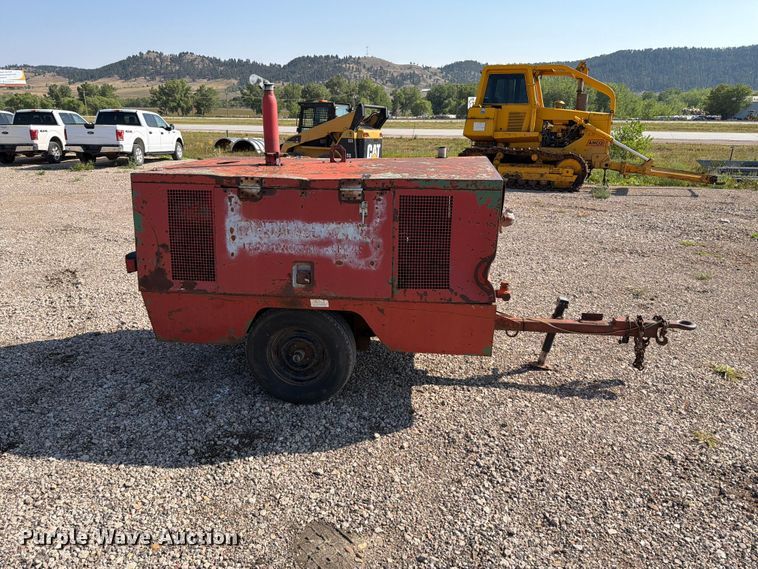 image for item FT6682 Sullair 185DPQ-JDD air compressor