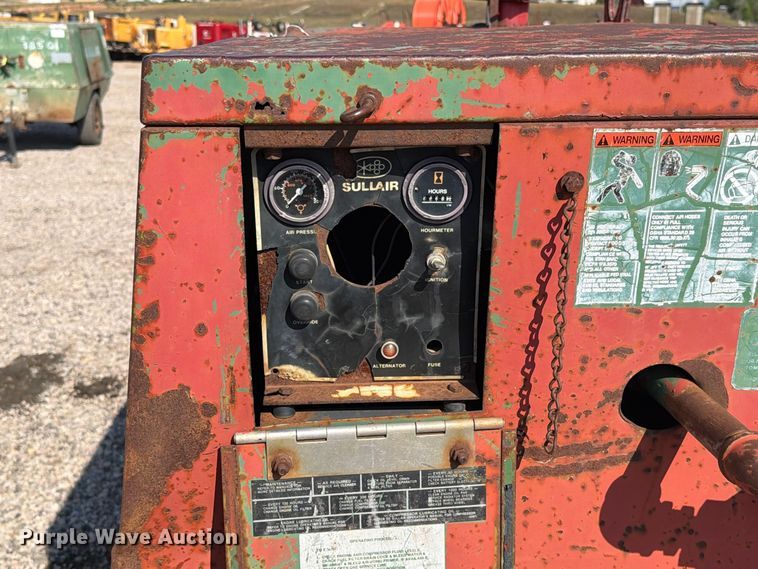 image for item FT6682 Sullair 185DPQ-JDD air compressor