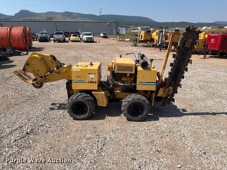 image for item FT6684 1995 Vermeer LM42 trencher