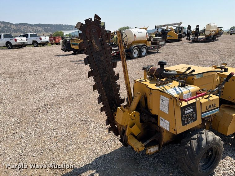 image for item FT6684 1995 Vermeer LM42 trencher