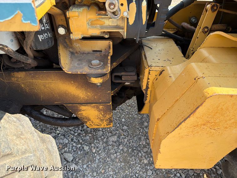 image for item FT6684 1995 Vermeer LM42 trencher