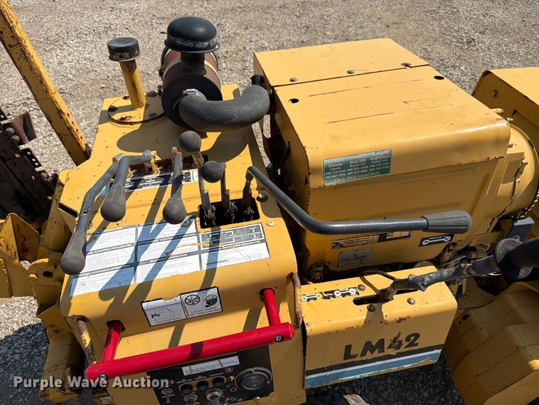 image for item FT6684 1995 Vermeer LM42 trencher
