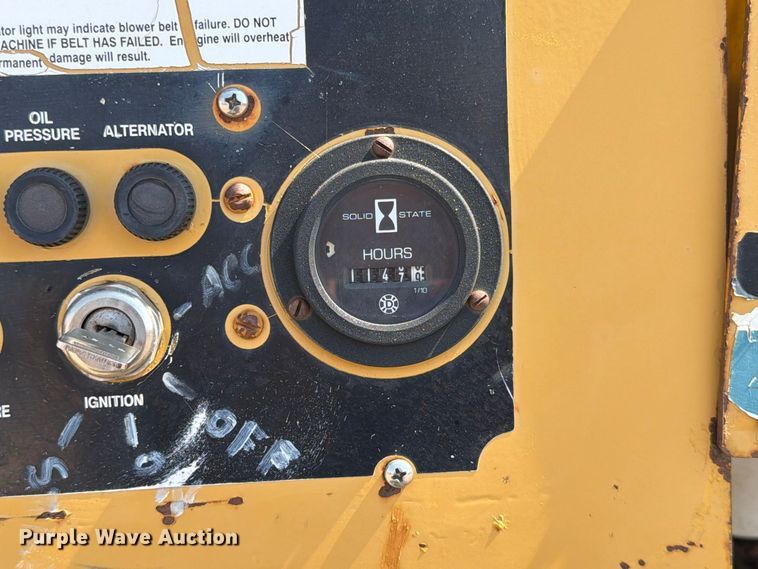 image for item FT6684 1995 Vermeer LM42 trencher