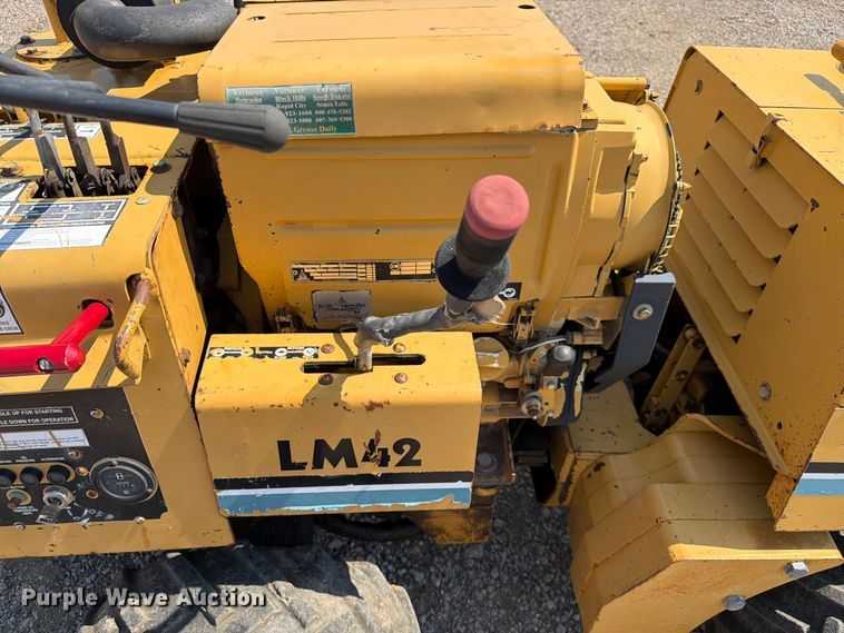 image for item FT6684 1995 Vermeer LM42 trencher