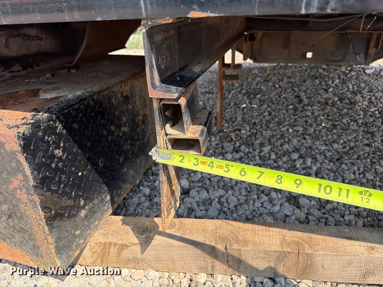 image for item FT6685 Bradford Built pickup truck flatbed
