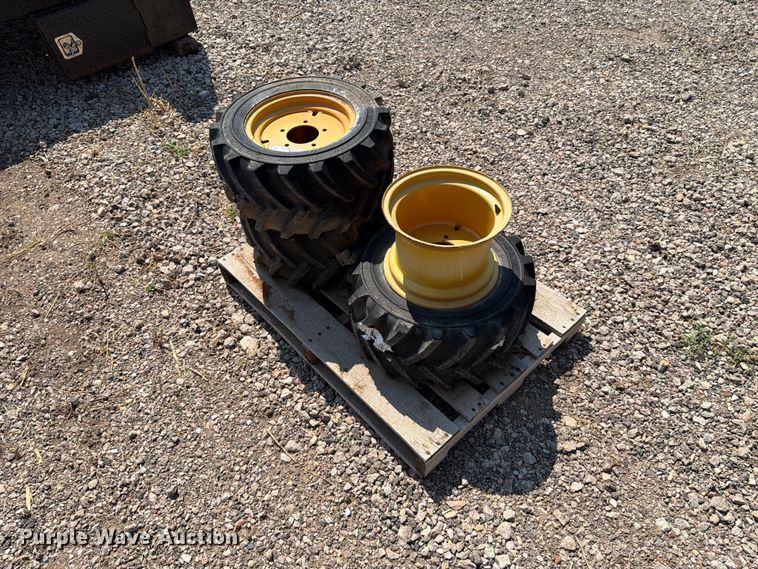 image for item FT6686 Tires and wheels