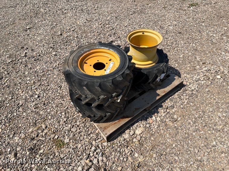 image for item FT6686 Tires and wheels