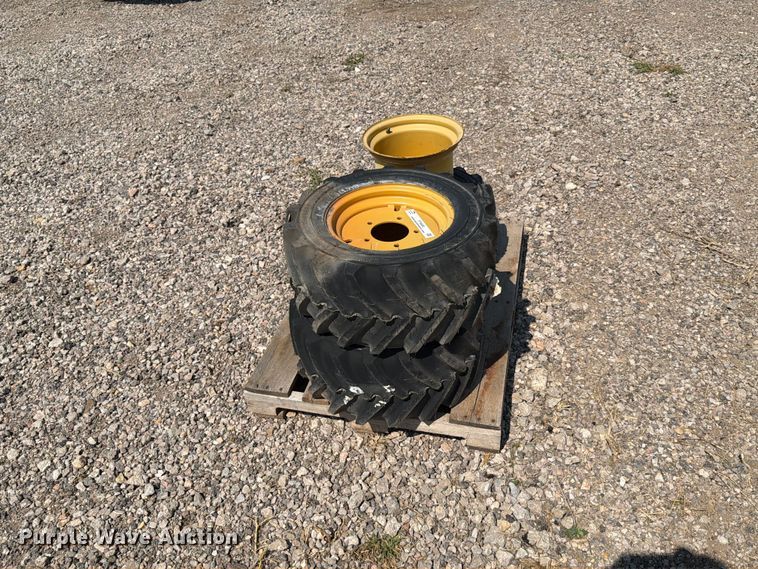 image for item FT6686 Tires and wheels
