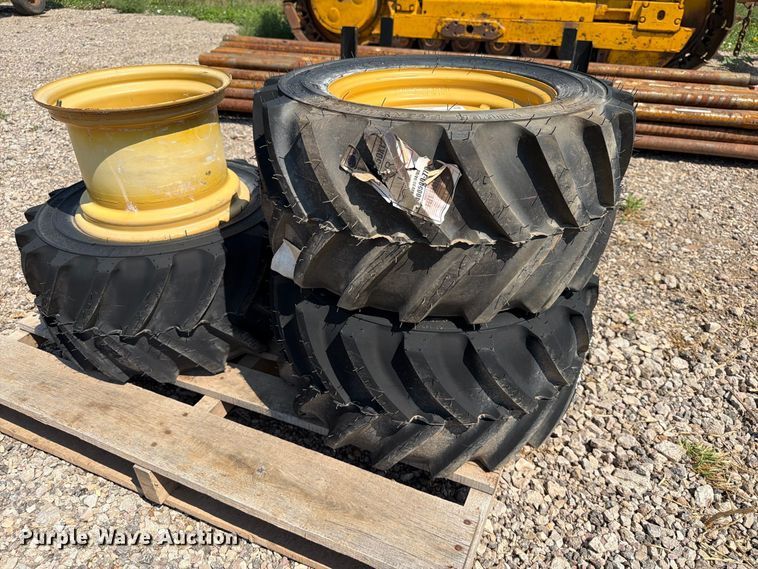image for item FT6686 Tires and wheels