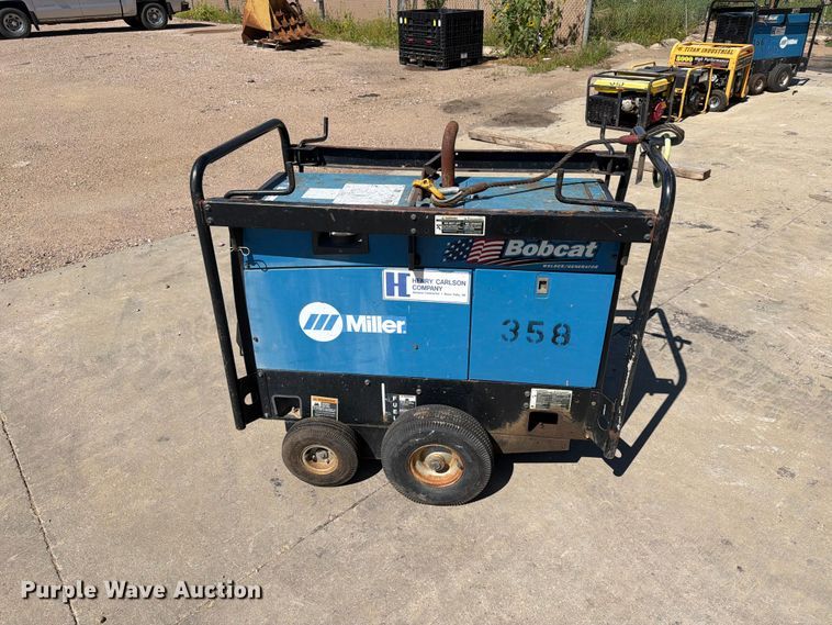 image for item FT6688 Miller Bobcat 250 welder/generator