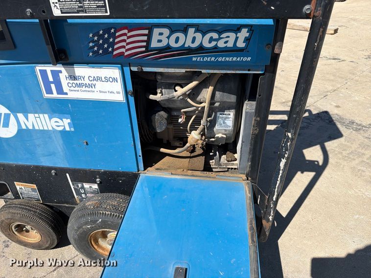 image for item FT6688 Miller Bobcat 250 welder/generator