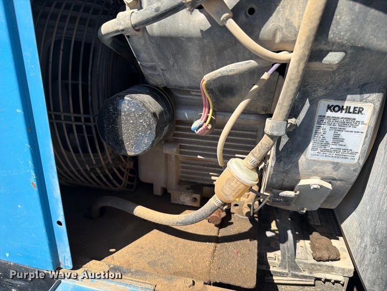 image for item FT6688 Miller Bobcat 250 welder/generator
