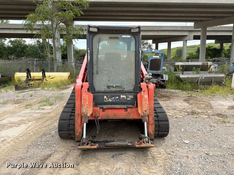 image for item FU4586 2019 Kubota SVL95-2S tracked skid steer loader
