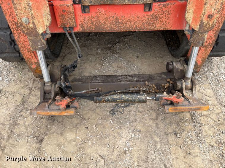 image for item FU4586 2019 Kubota SVL95-2S tracked skid steer loader
