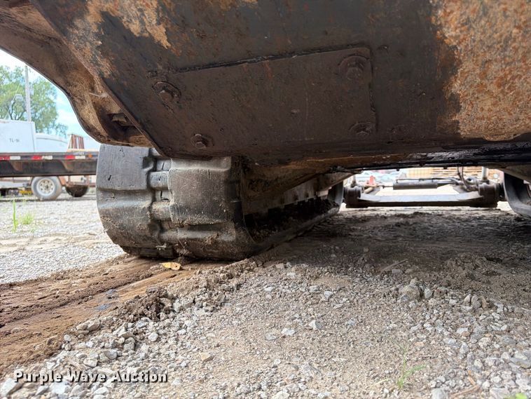 image for item FU4586 2019 Kubota SVL95-2S tracked skid steer loader