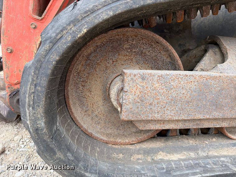 image for item FU4586 2019 Kubota SVL95-2S tracked skid steer loader